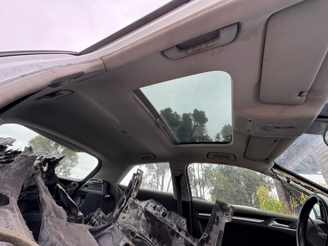 Techo con sunroof del Audi A3, visto desde dentro
